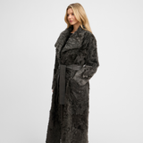 THE NÉRA COAT
